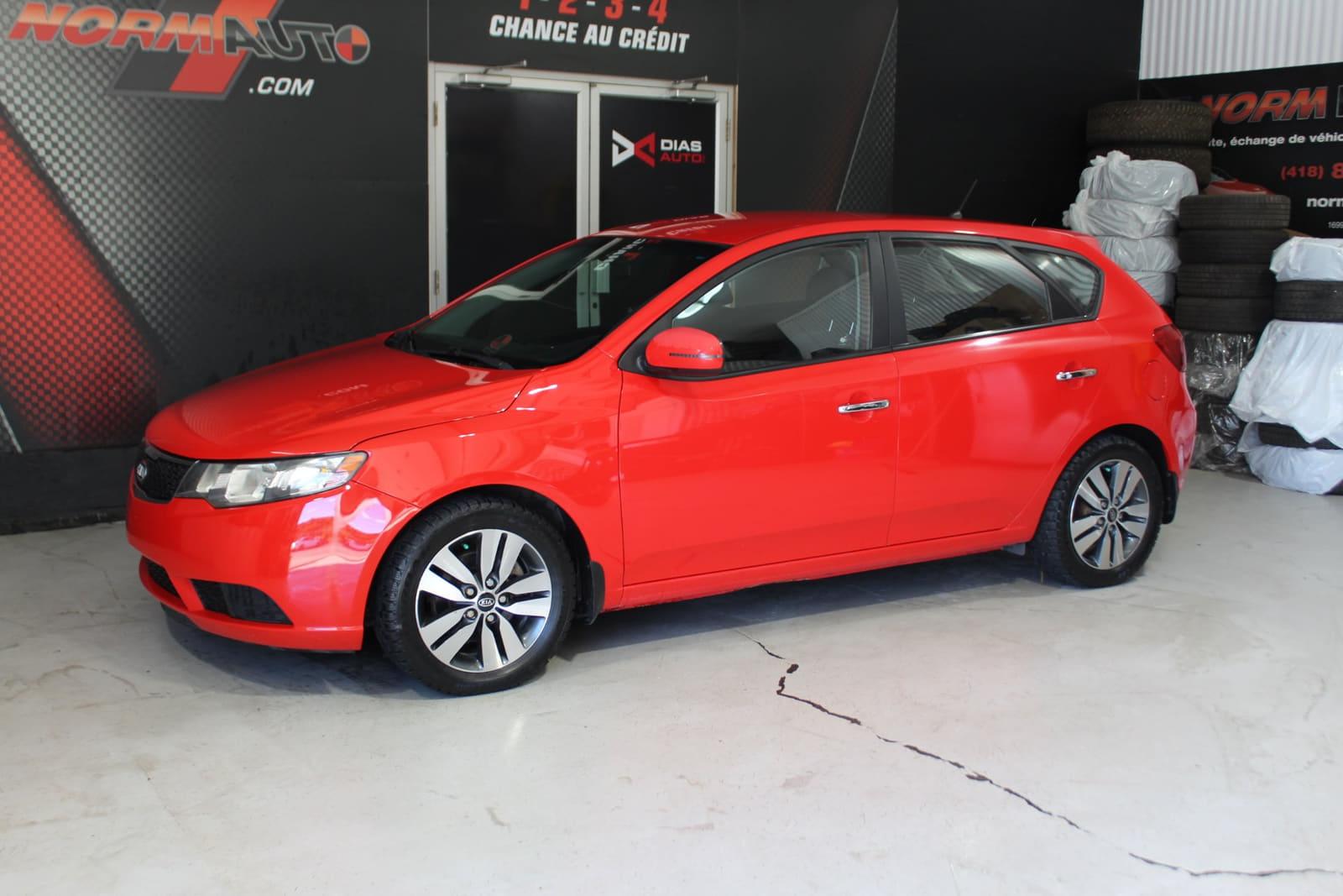 Kia Forte 5-Door 2013 - Image 2