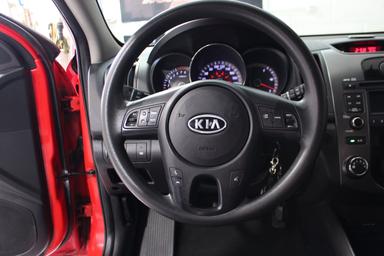 Kia Forte 5-Door 2013 - Thumbnail 12