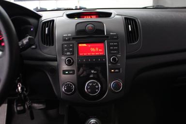 Kia Forte 5-Door 2013 - Thumbnail 16