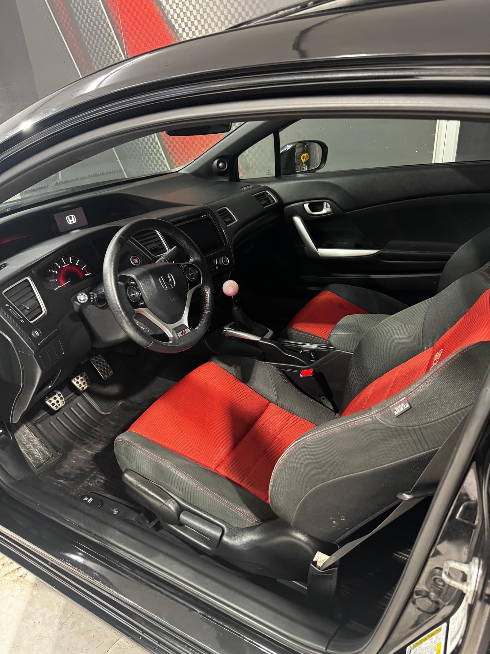 Honda Civic 2014 - Image 8