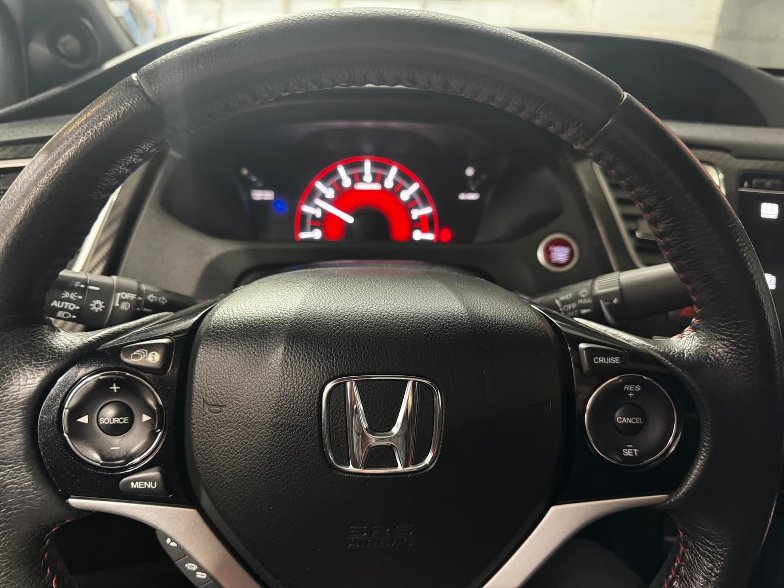 Honda Civic 2014 - Image 10