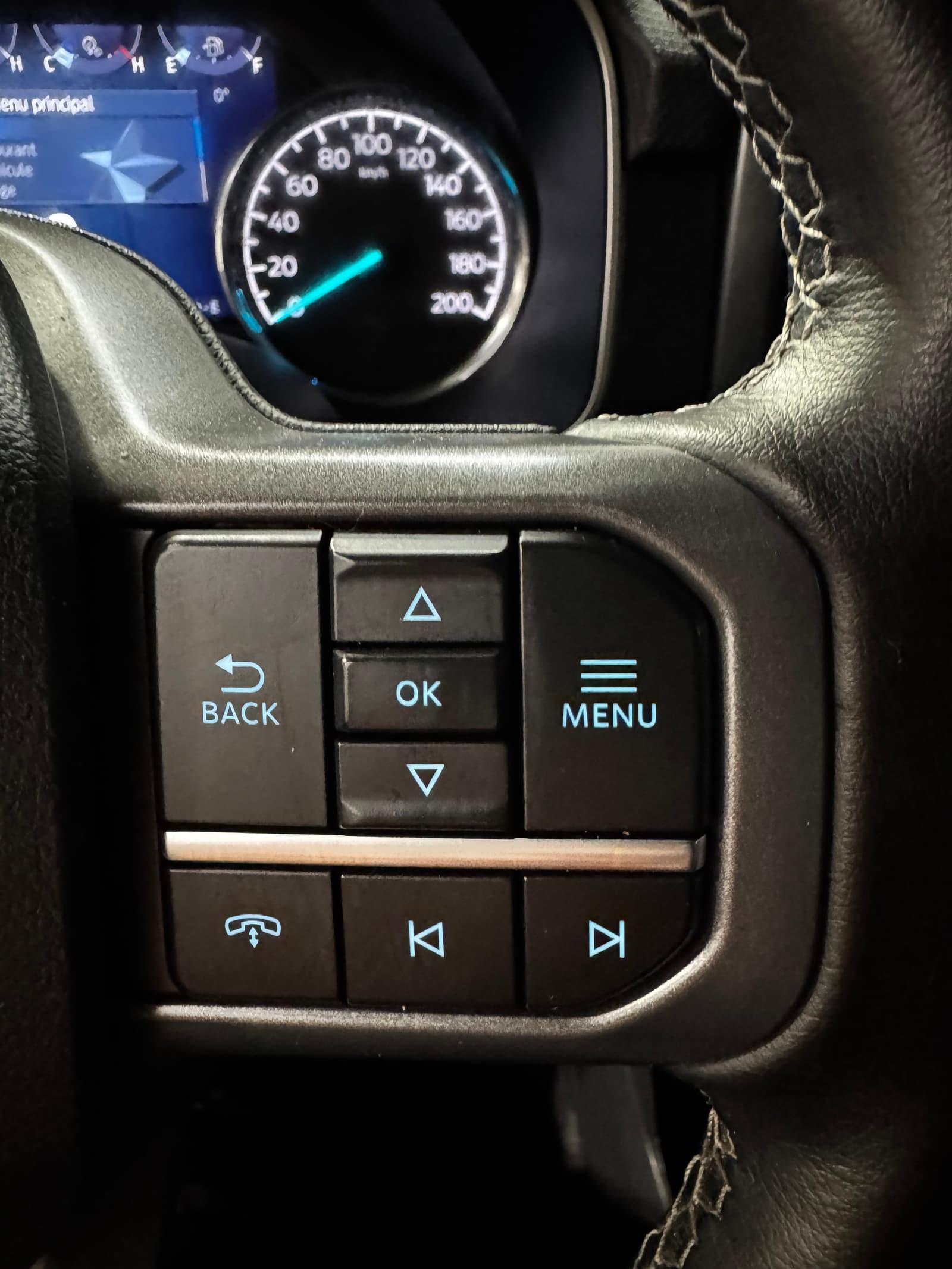 Ford F-150 2023 - Image 17