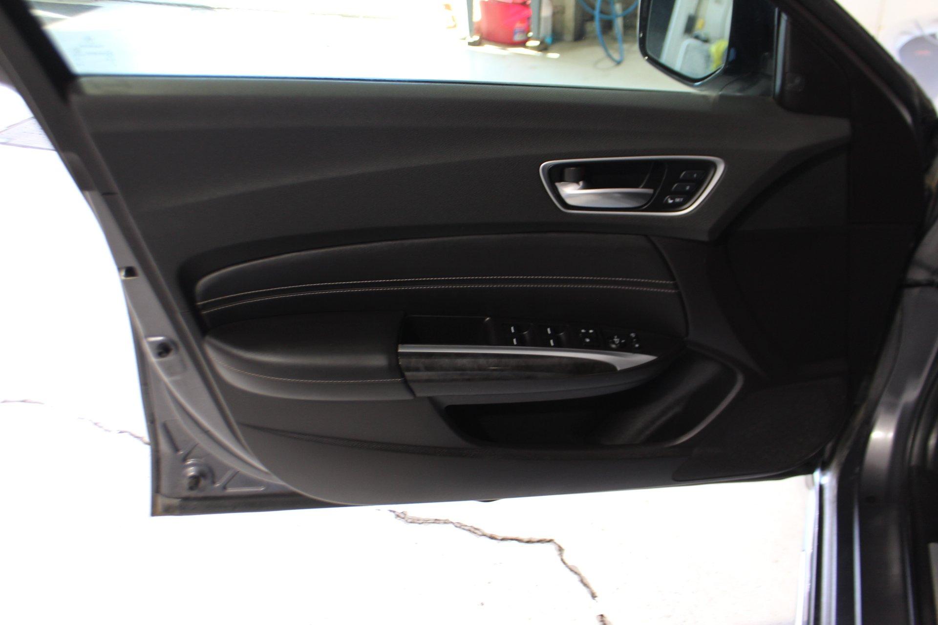 Acura TLX 2020 - Image 10