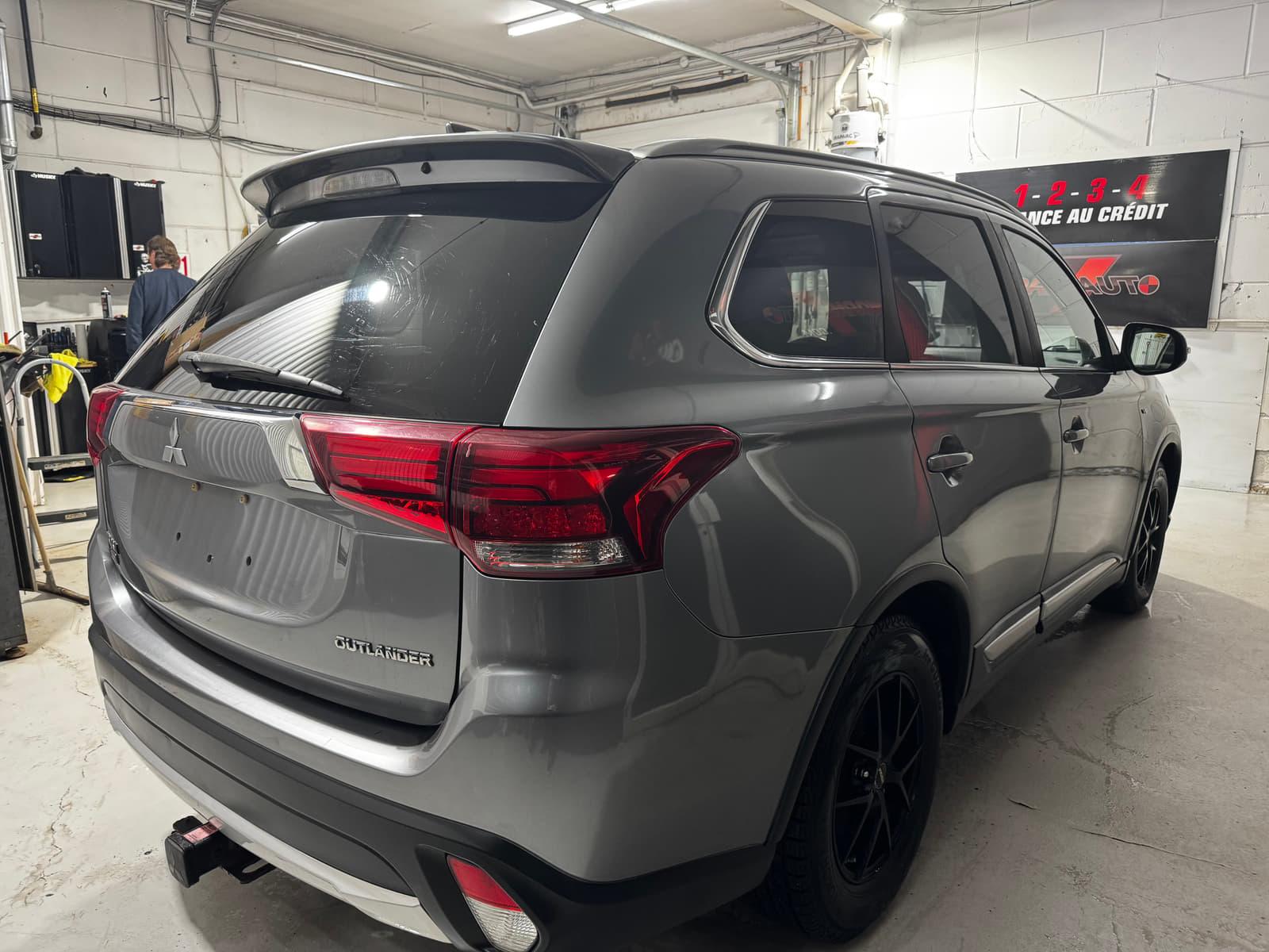Mitsubishi Outlander 2018 - Image 4