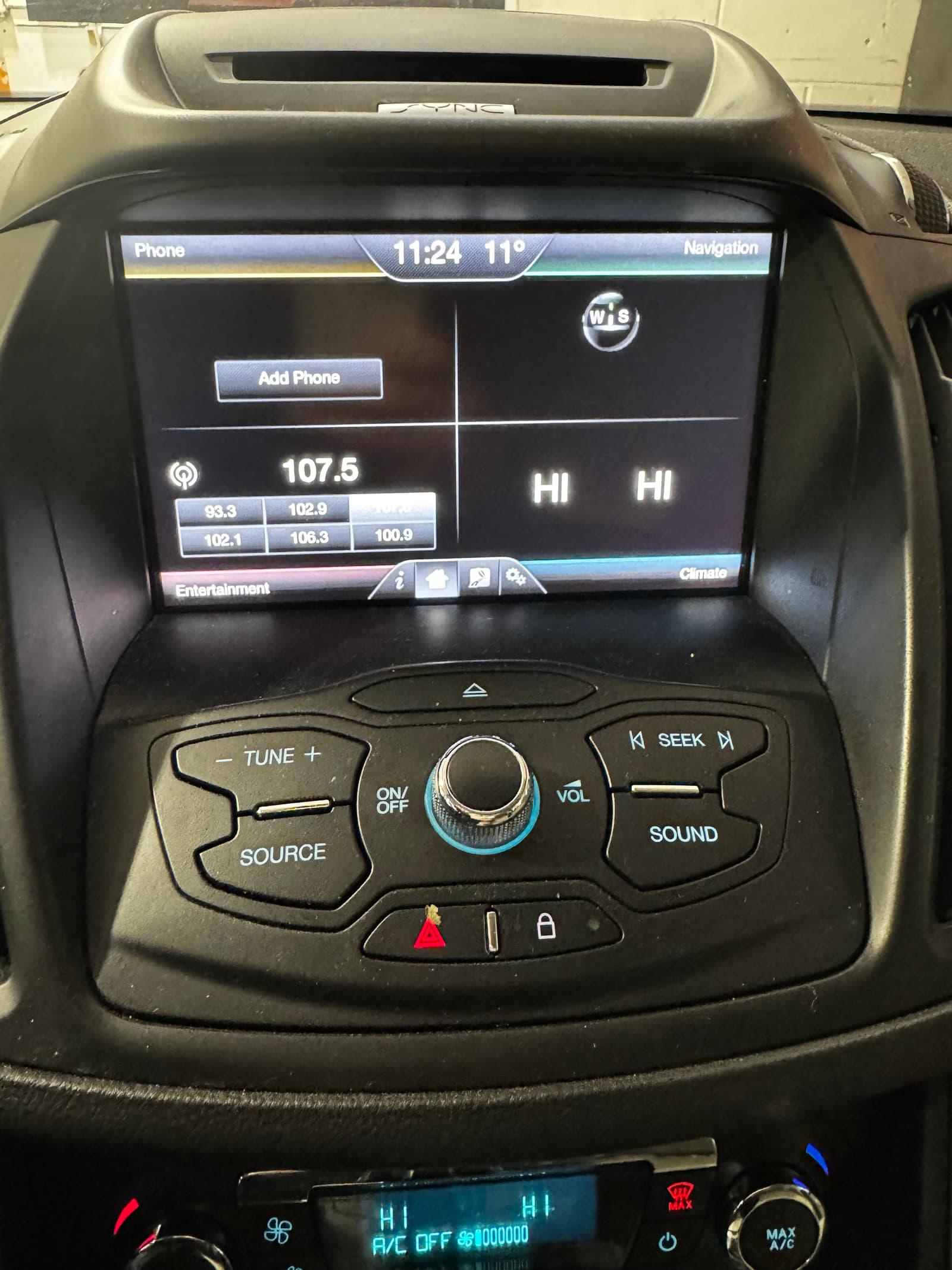 Ford C-Max Hybrid 2015 - Image 15