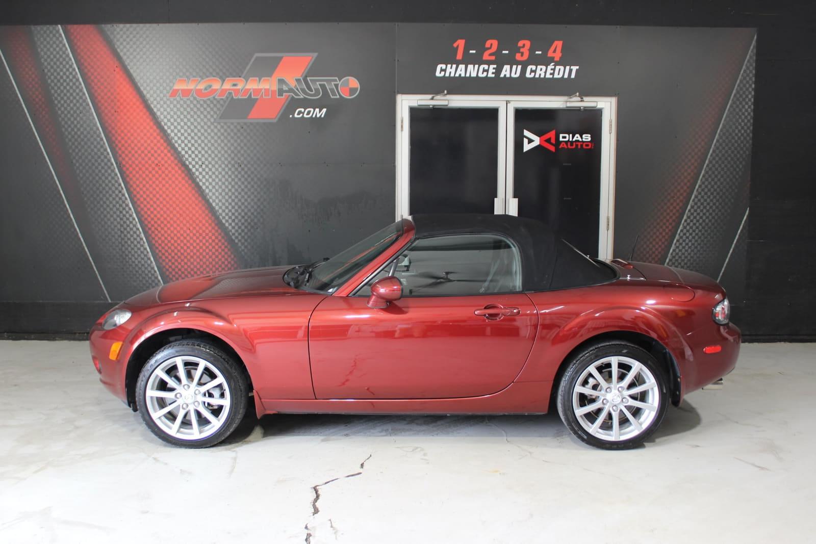 Mazda MX-5 Miata 2006 - Image 1
