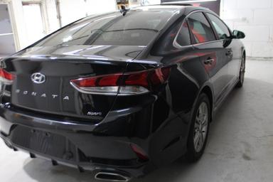 Hyundai Sonata 2018 - Thumbnail 4