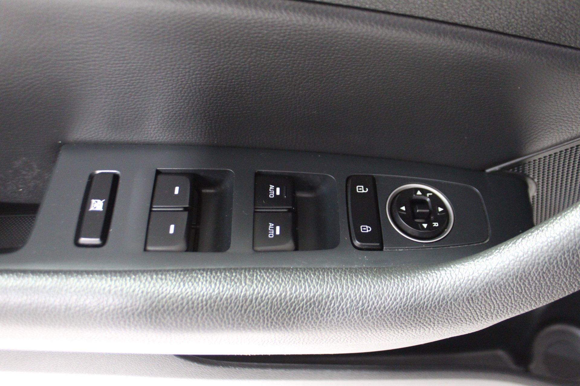 Hyundai Sonata 2018 - Image 8