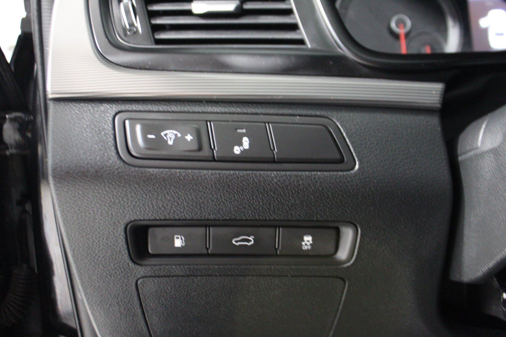 Hyundai Sonata 2018 - Image 9