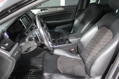 Hyundai Sonata 2018 - Thumbnail 10