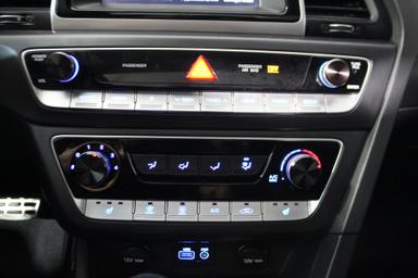 Hyundai Sonata 2018 - Thumbnail 14