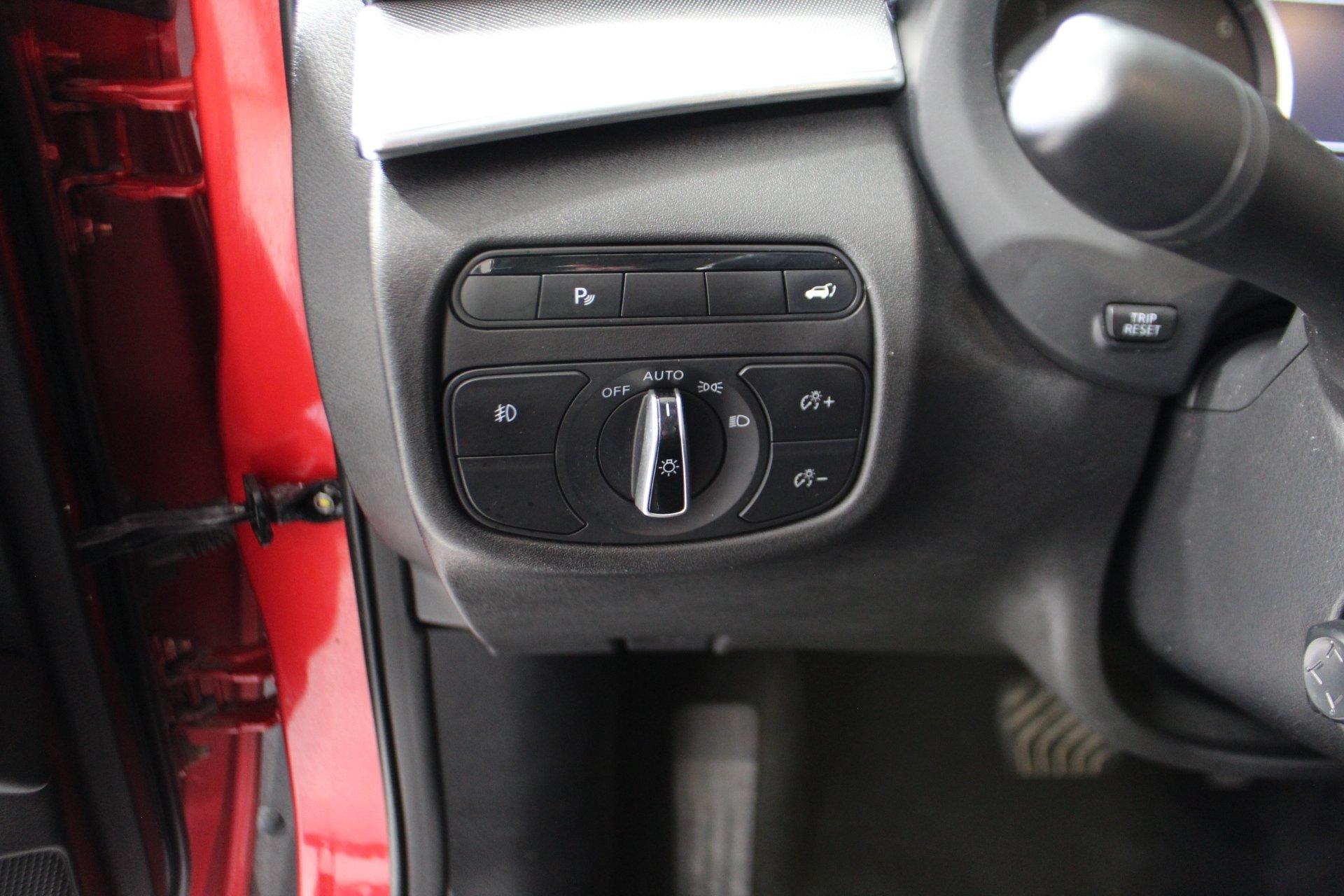 Infiniti QX50 2019 - Image 9