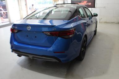 Nissan Sentra 2021 - Thumbnail 6