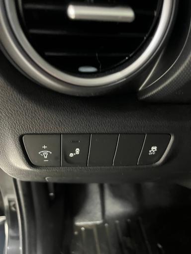 Hyundai KONA 2020 - Thumbnail 9