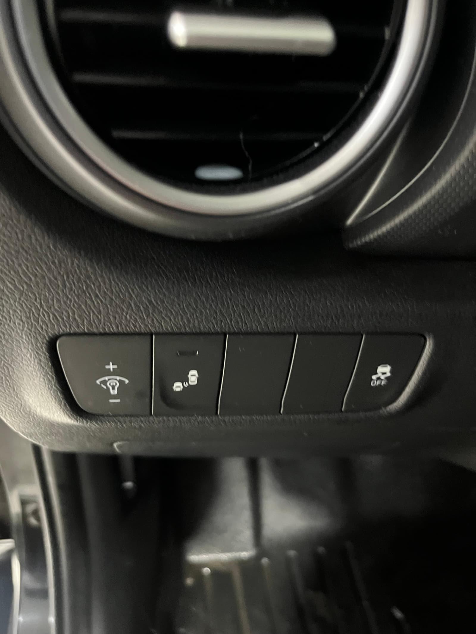 Hyundai KONA 2020 - Image 9