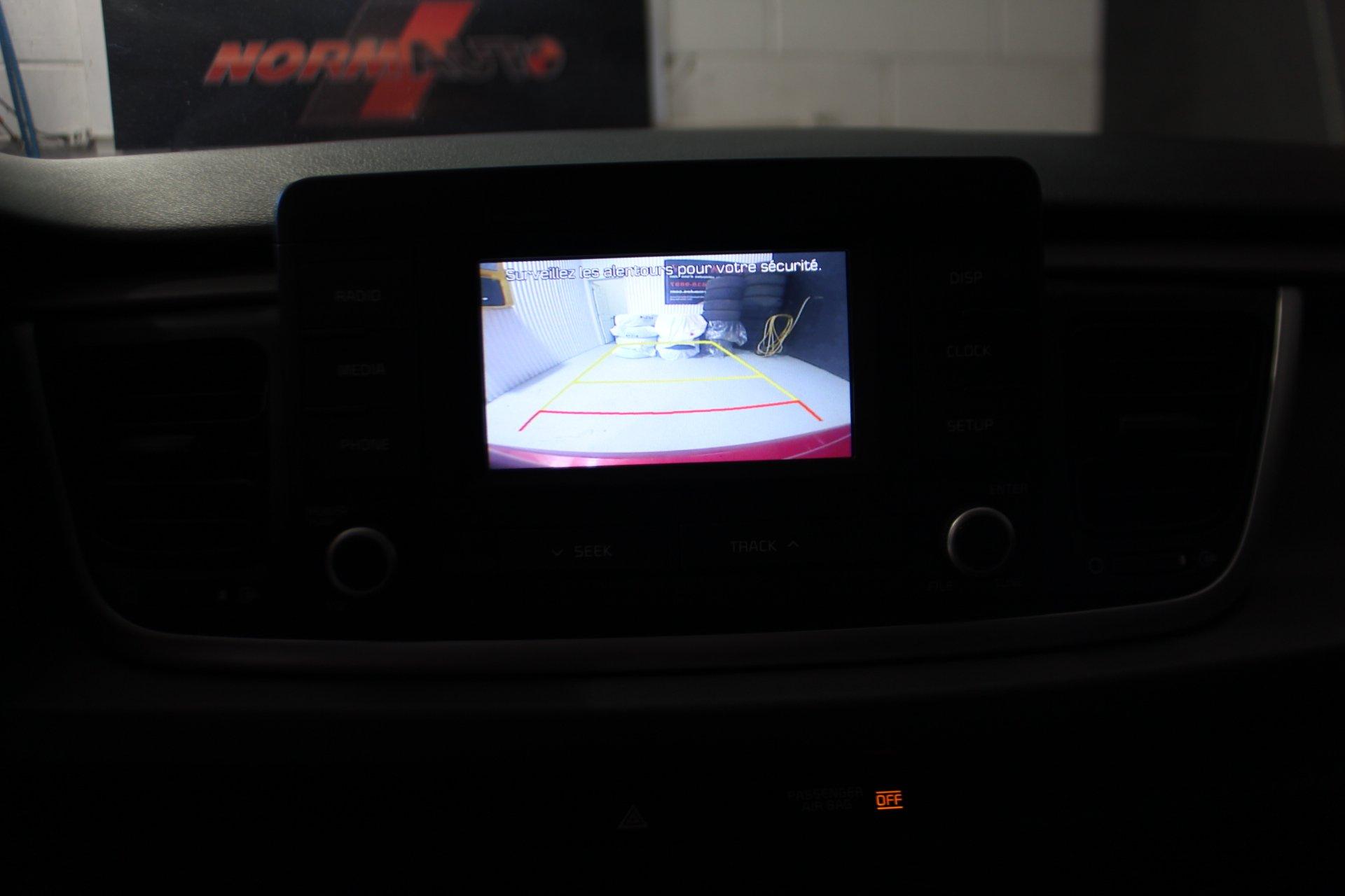 Kia Rio5 2018 - Image 18