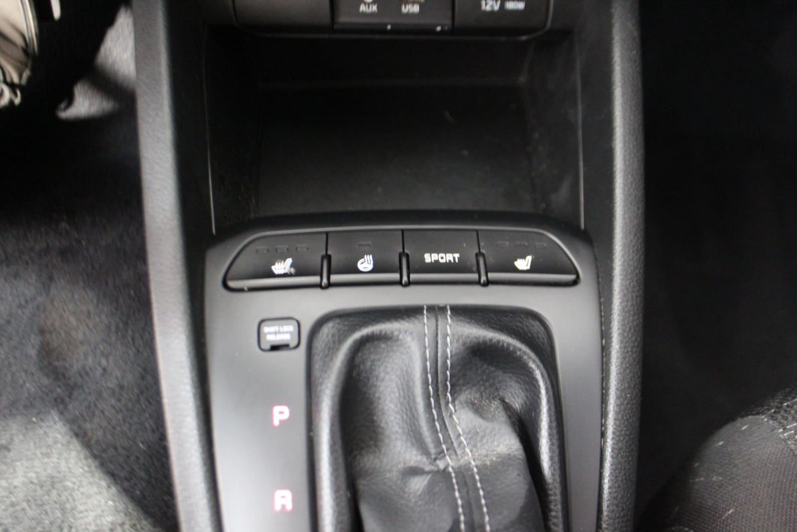 Kia Rio5 2018 - Image 20