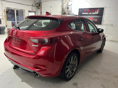 Mazda Mazda3 Hatchback 2018 - Thumbnail 4
