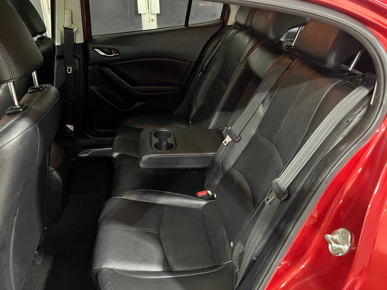 Mazda Mazda3 Hatchback 2018 - Image 7