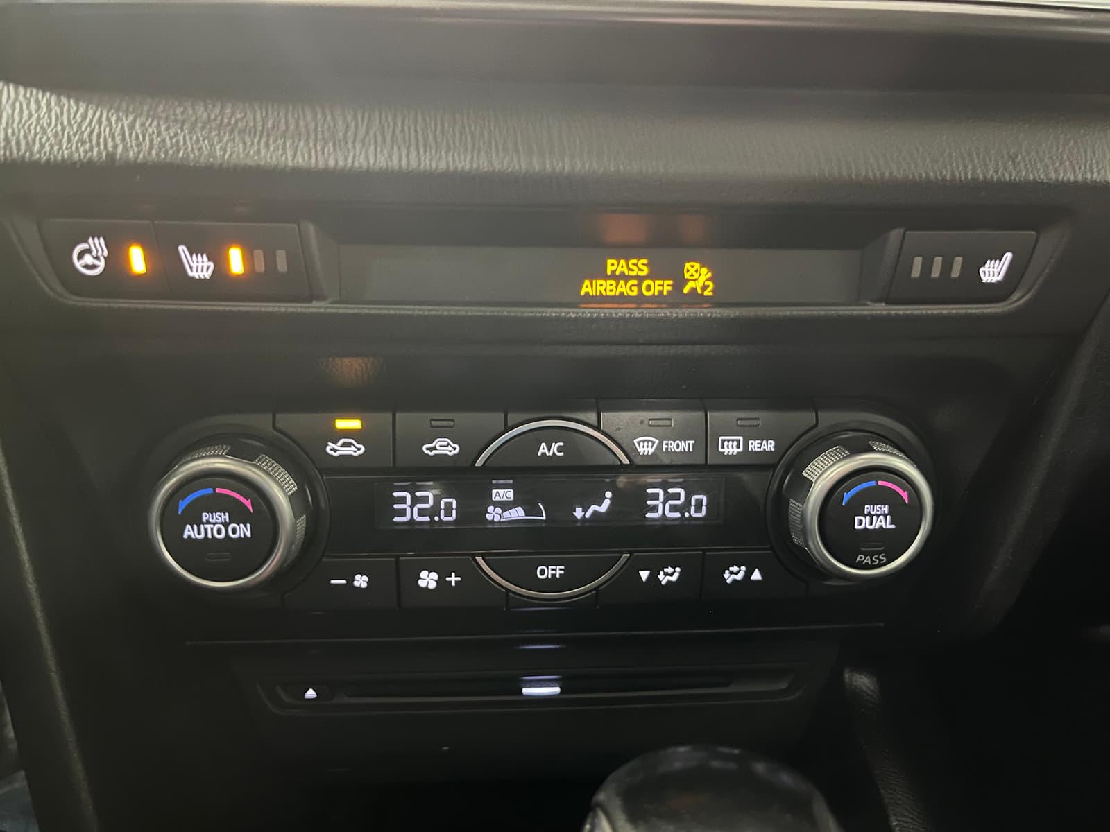 Mazda Mazda3 Hatchback 2018 - Image 16