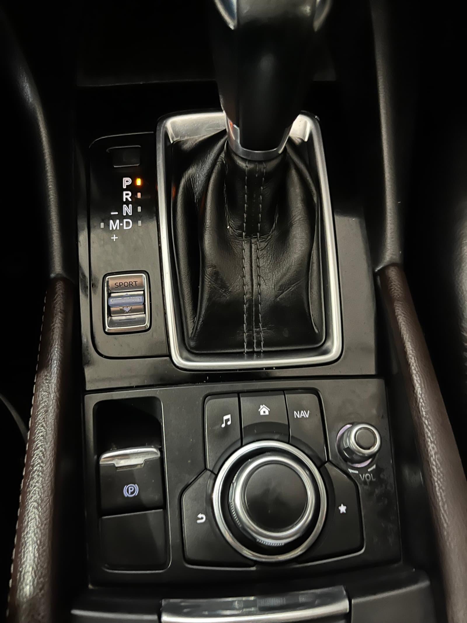 Mazda Mazda3 Hatchback 2018 - Image 17