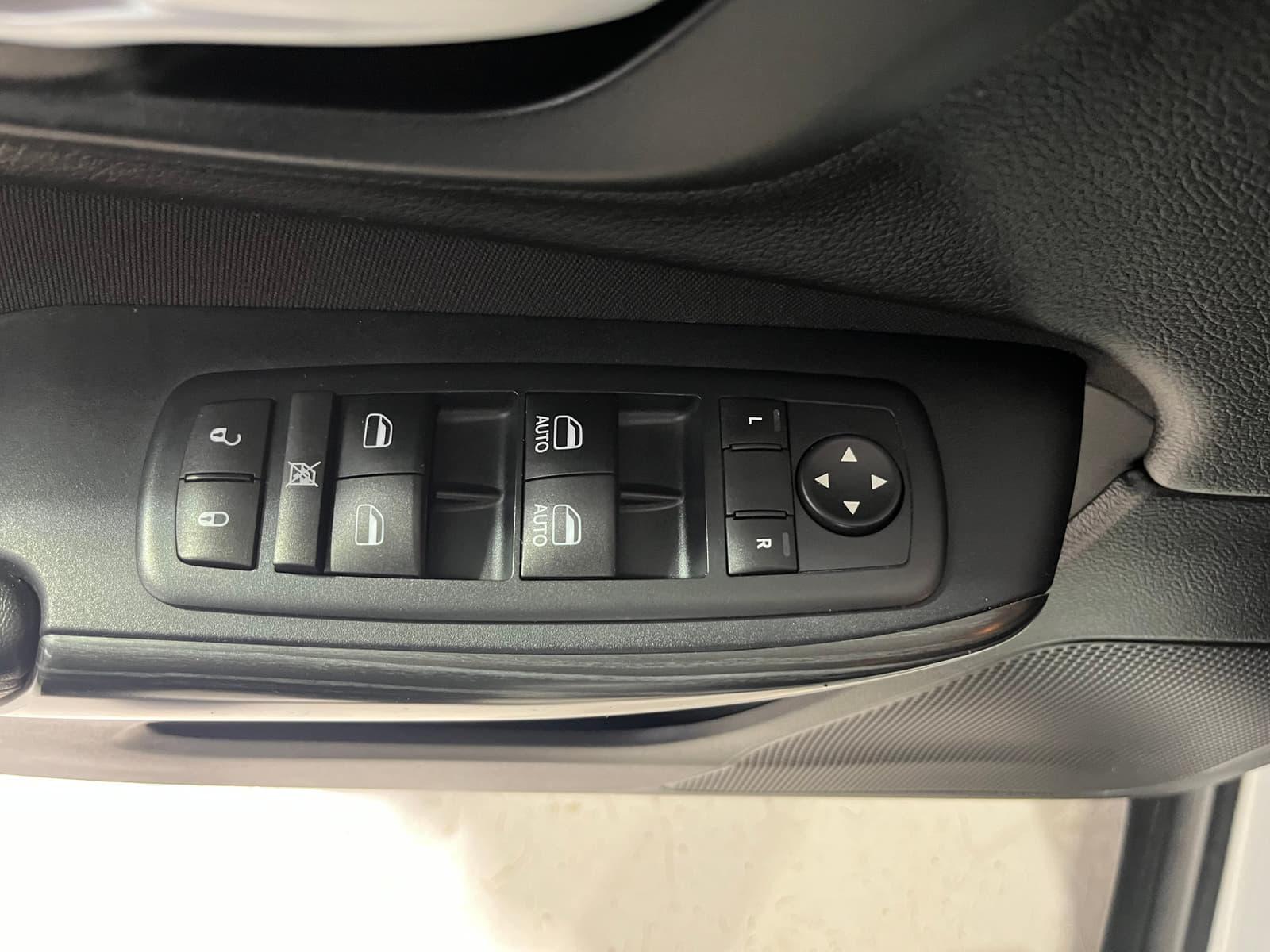 Jeep Cherokee 2016 - Image 10