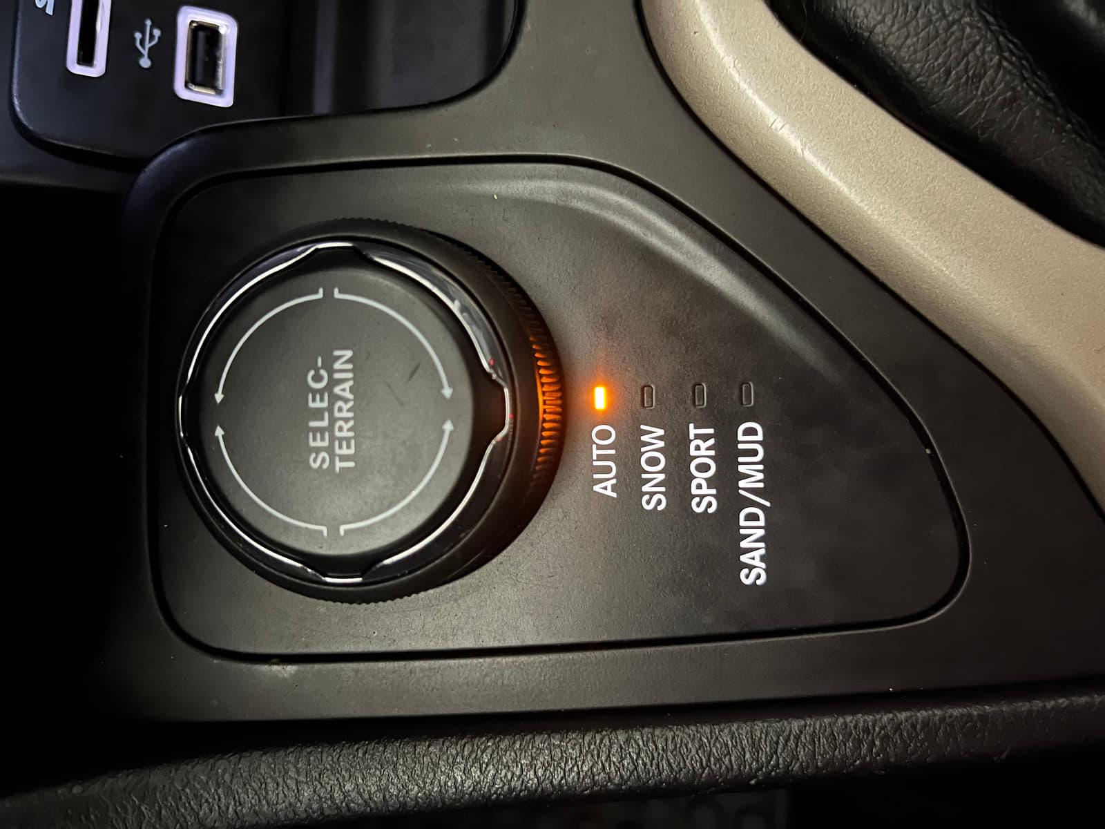 Jeep Cherokee 2016 - Image 20