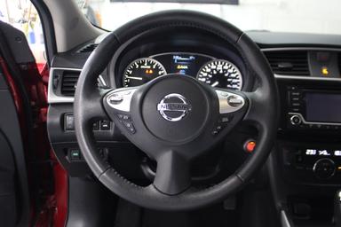 Nissan Sentra 2018 - Thumbnail 14