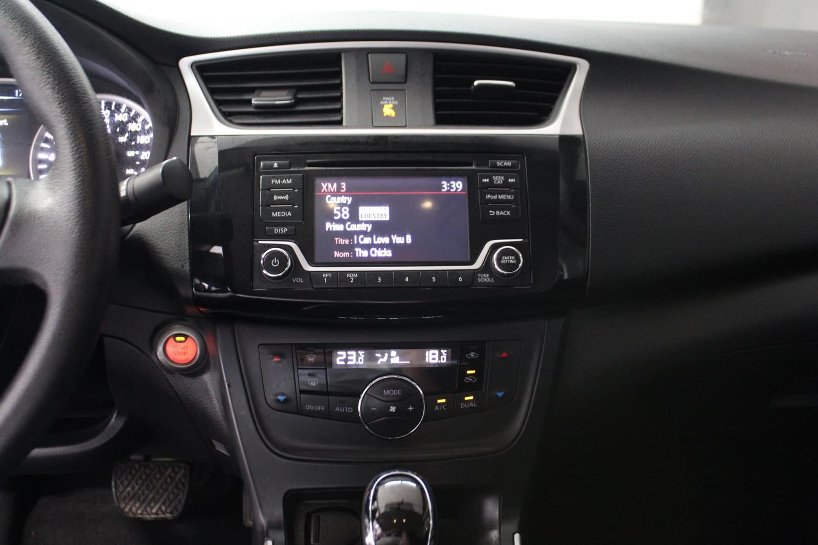 Nissan Sentra 2018 - Image 18