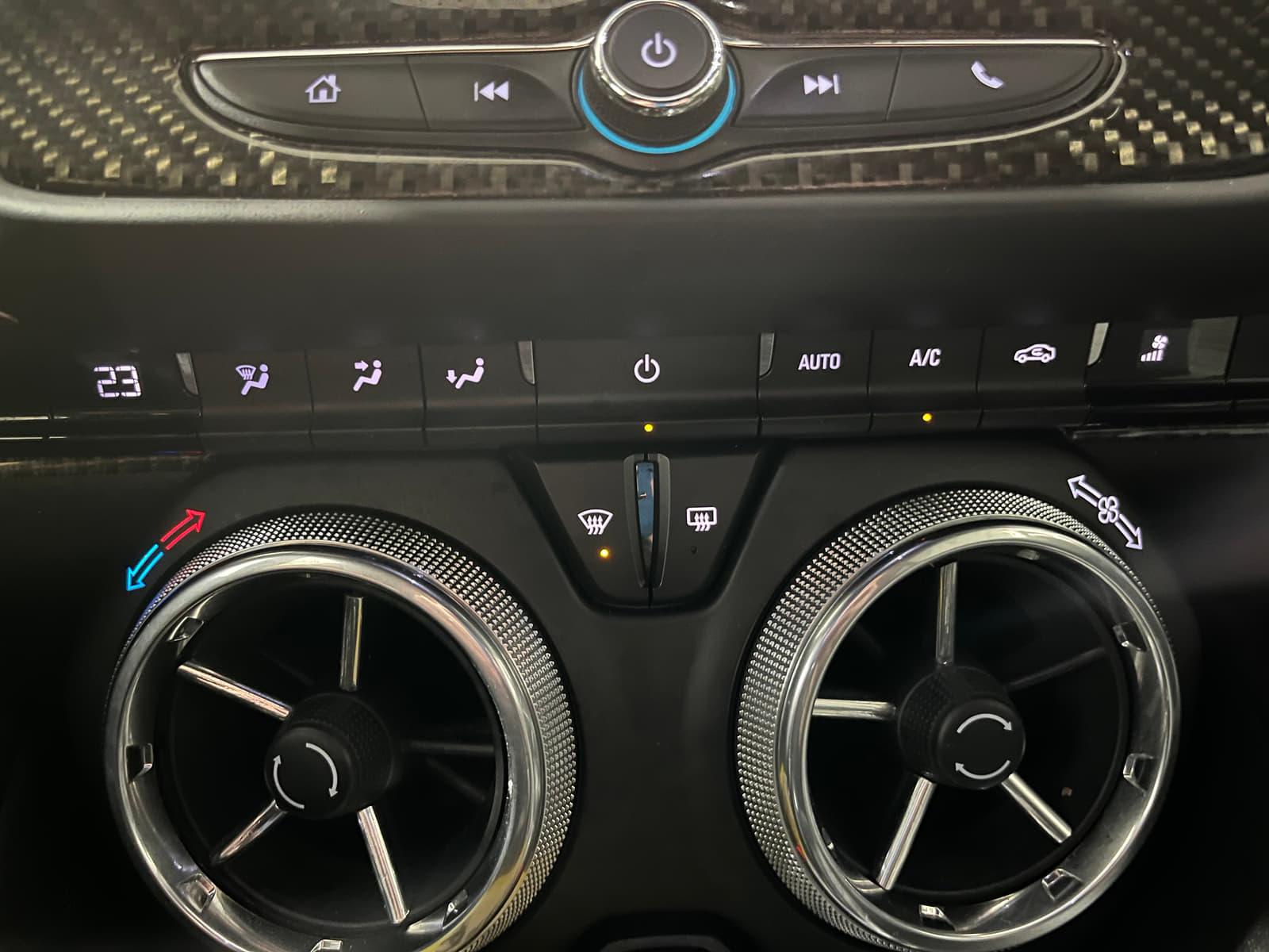 Chevrolet Camaro 2017 - Image 13