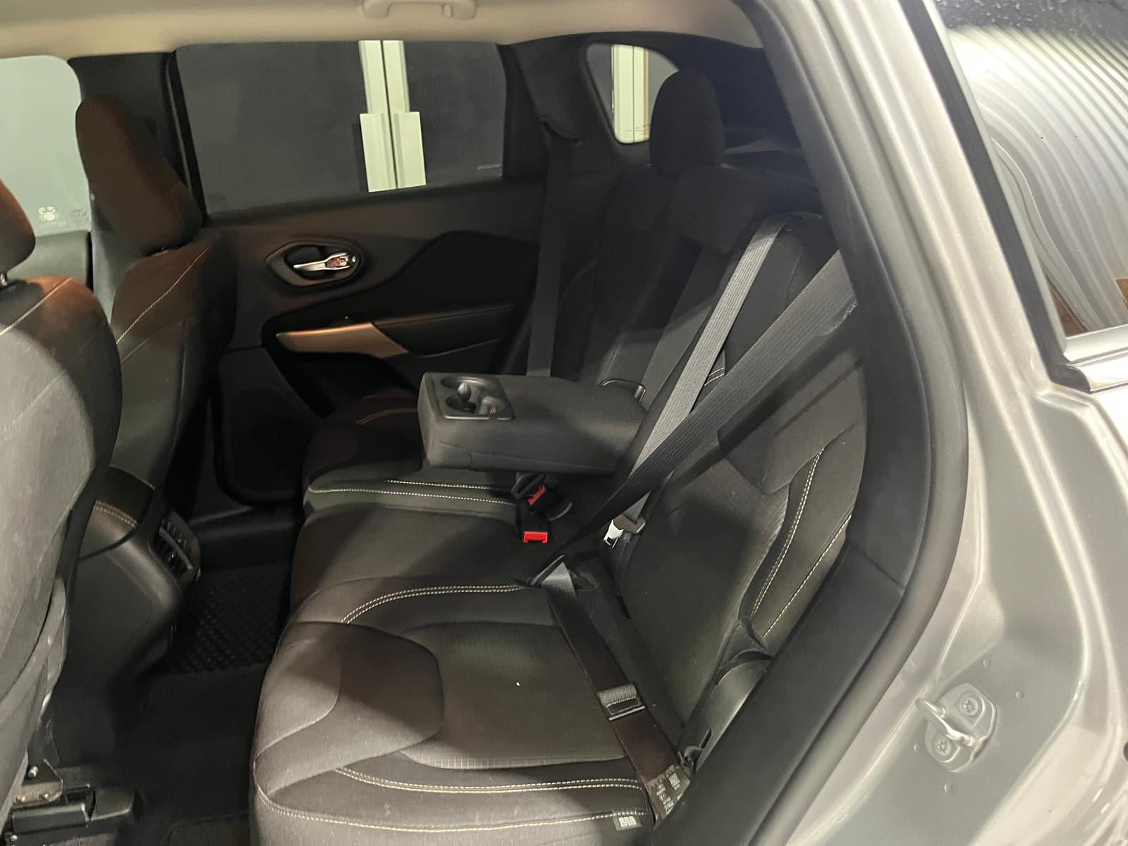 Jeep Cherokee 2018 - Image 4