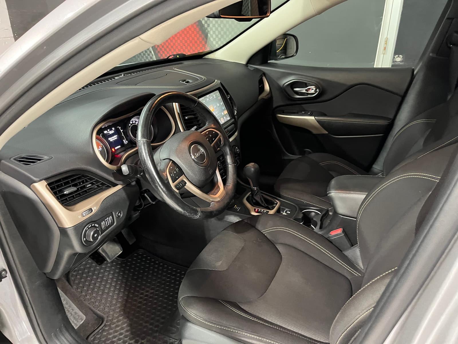 Jeep Cherokee 2018 - Image 13