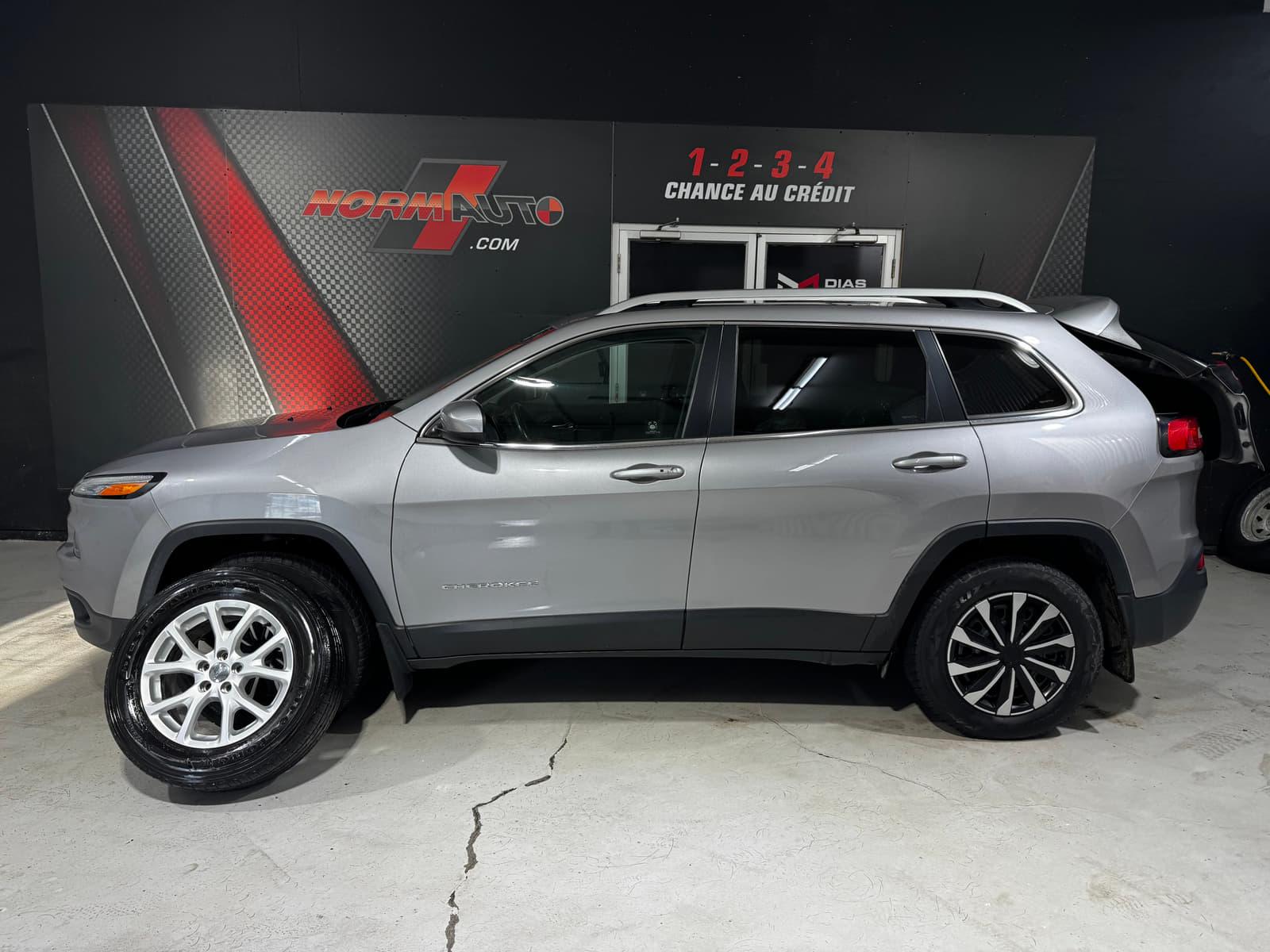 Jeep Cherokee 2018 - Image 2
