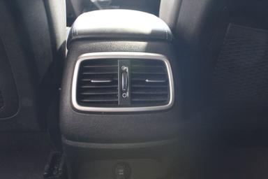 Kia Sorento 2018 - Thumbnail 24