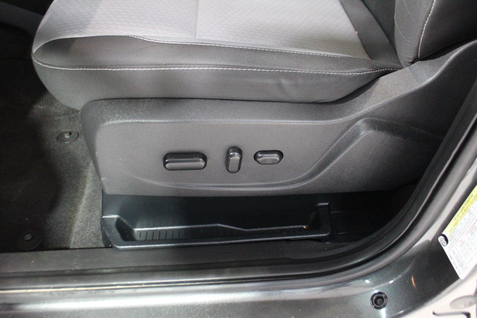 Ford Escape 2017 - Image 12