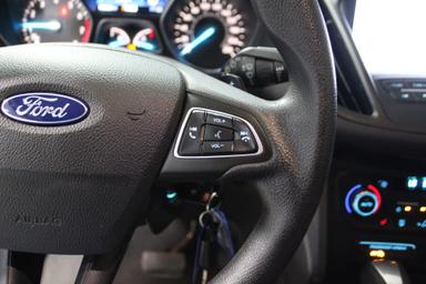 Ford Escape 2017 - Thumbnail 17