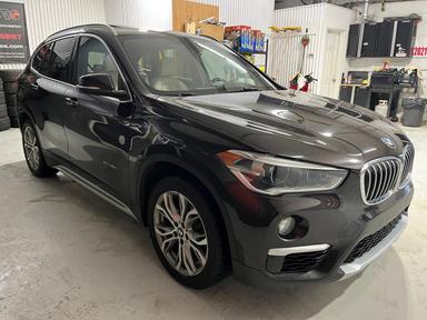 BMW X1 2017 - Thumbnail 3