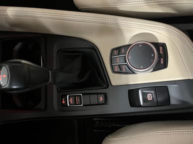BMW X1 2017 - Thumbnail 15