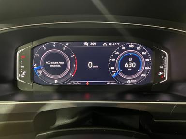 Volkswagen Tiguan 2023 - Thumbnail 12