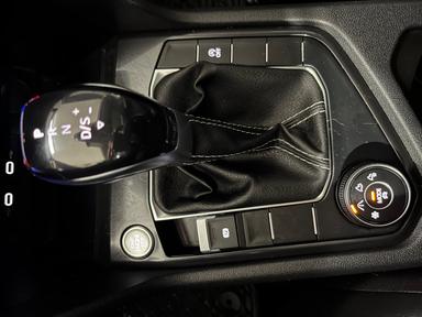 Volkswagen Tiguan 2023 - Thumbnail 16