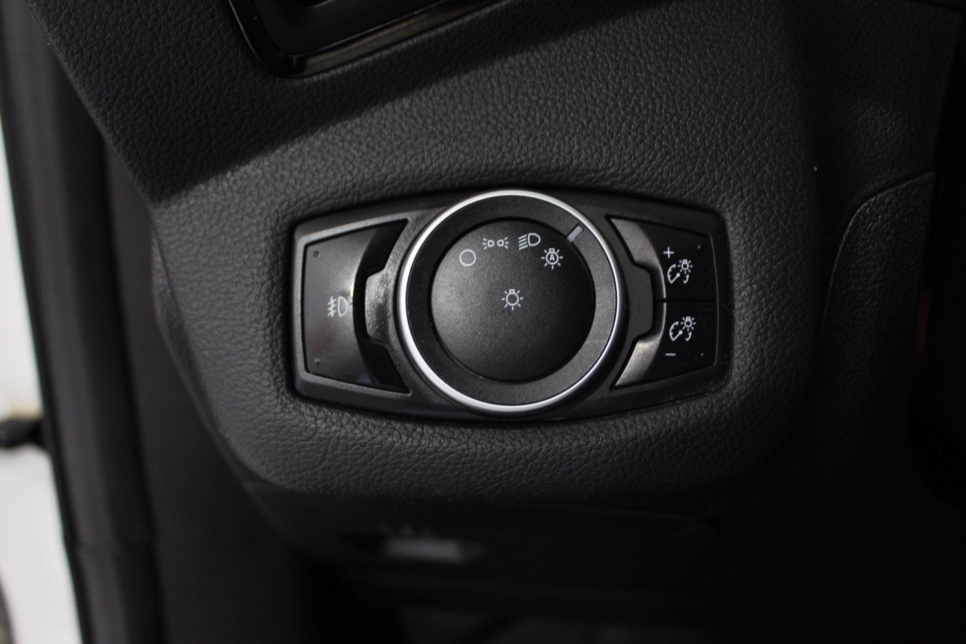 Ford Escape 2015 - Image 12