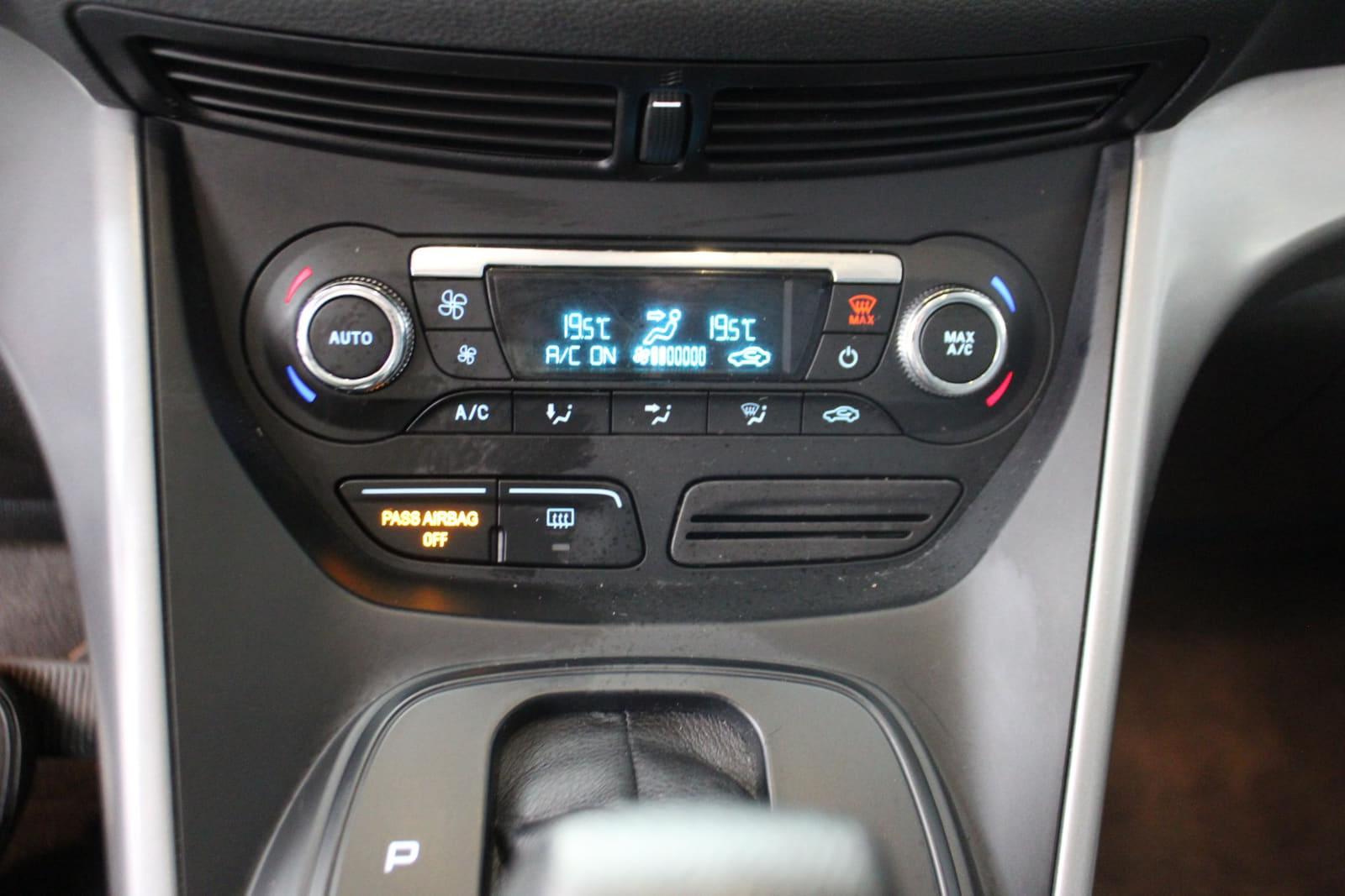 Ford Escape 2015 - Image 21