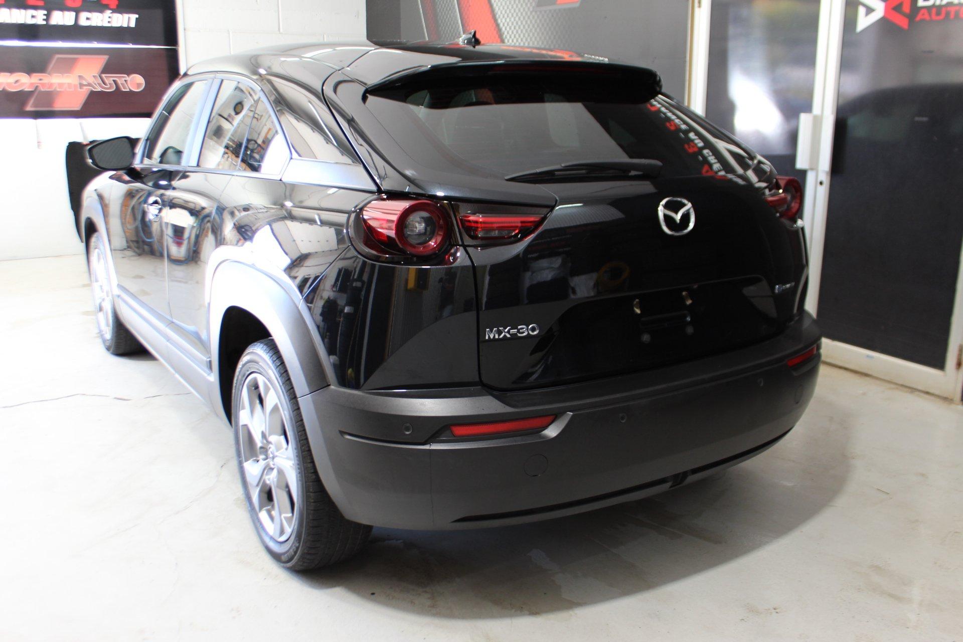 Mazda MX-30 2022 - Image 8