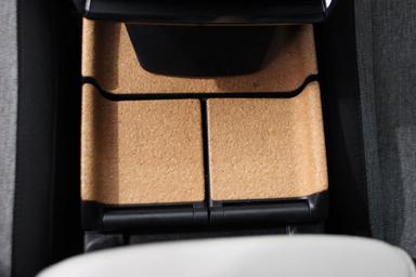 Mazda MX-30 2022 - Thumbnail 24