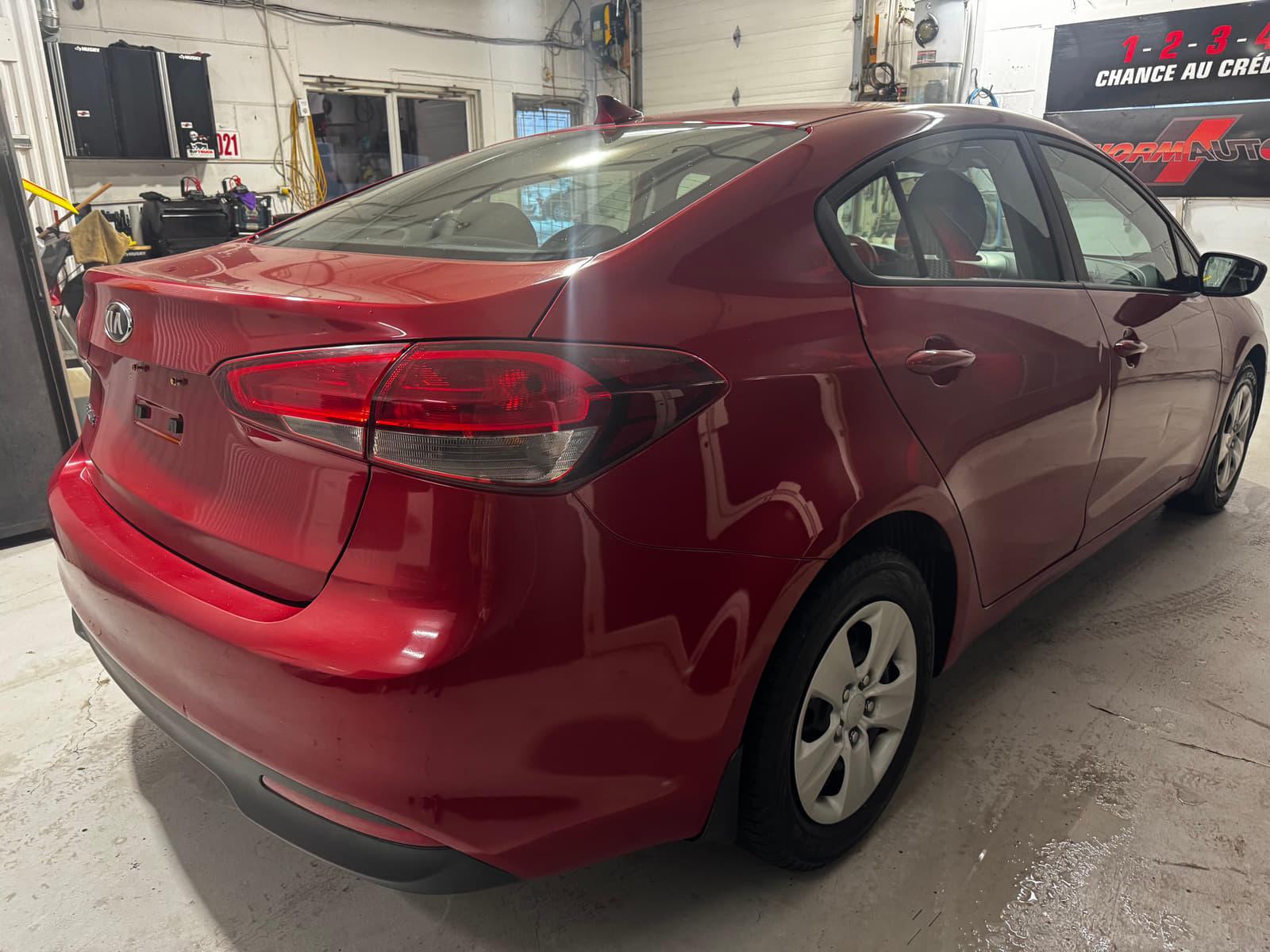 Kia Forte 2018 - Image 4