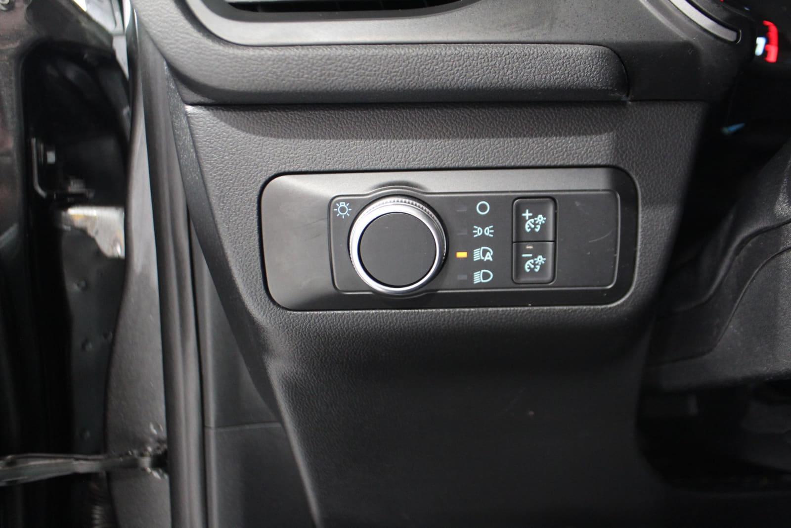 Ford Escape 2020 - Image 11