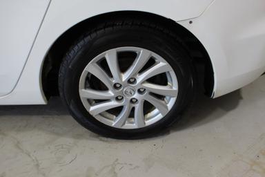 Mazda MAZDA3 2012 - Thumbnail 8