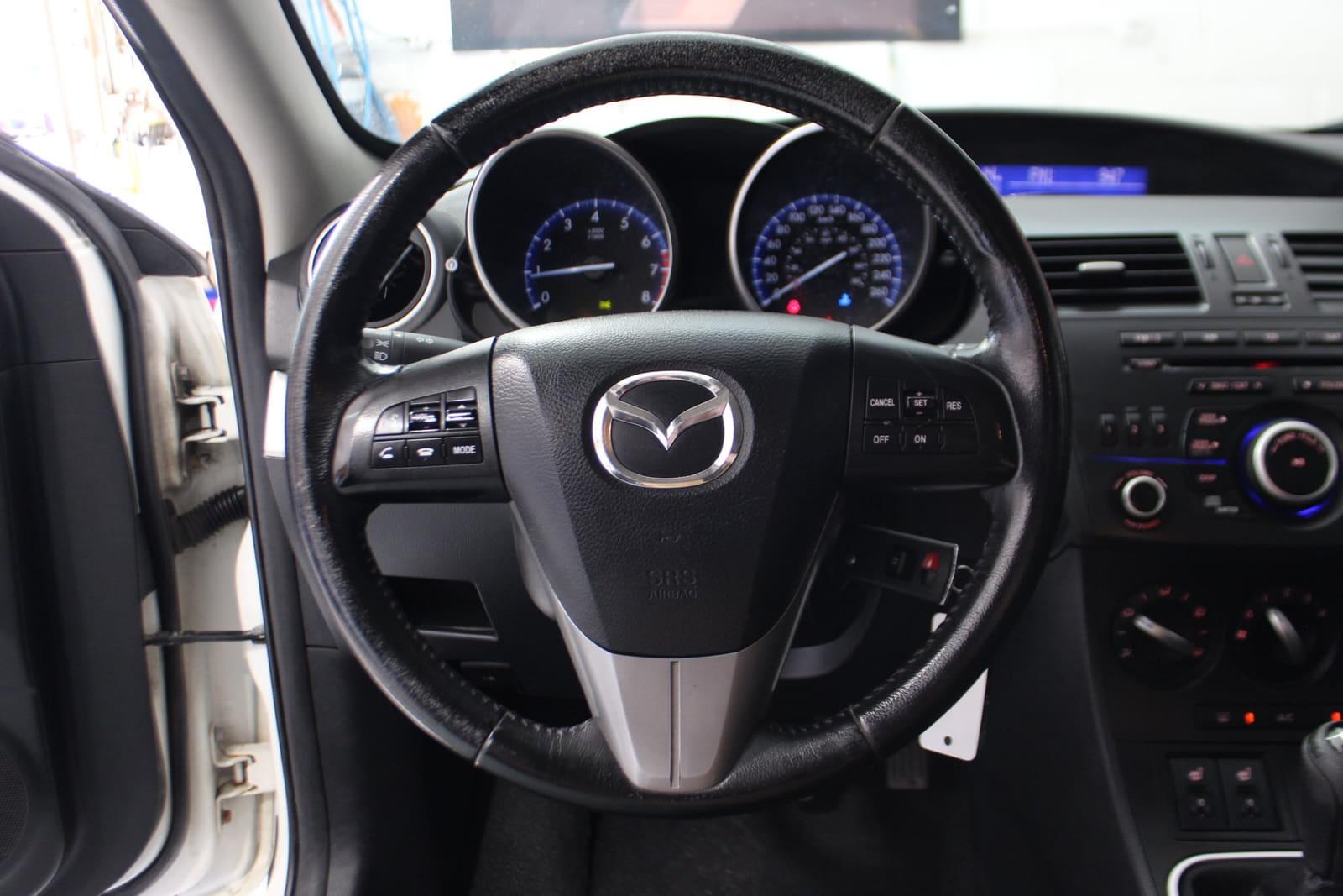 Mazda MAZDA3 2012 - Image 12