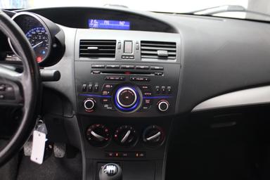Mazda MAZDA3 2012 - Thumbnail 16