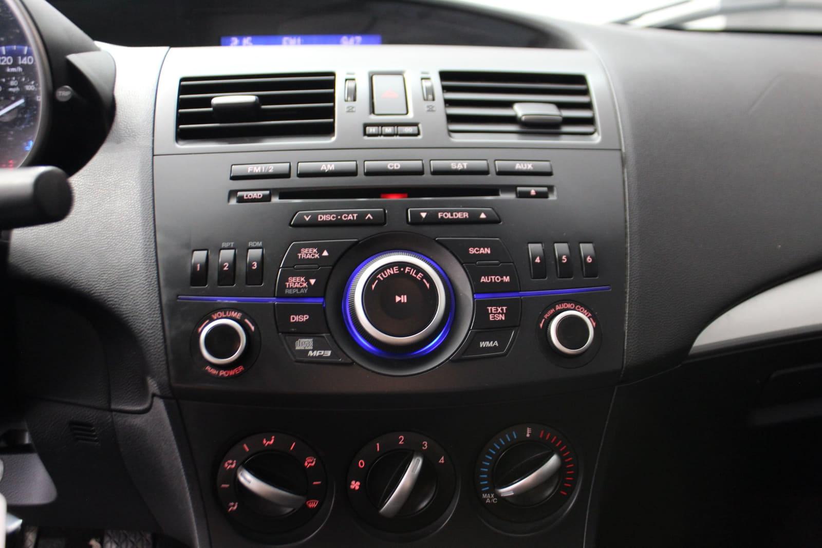 Mazda MAZDA3 2012 - Image 17